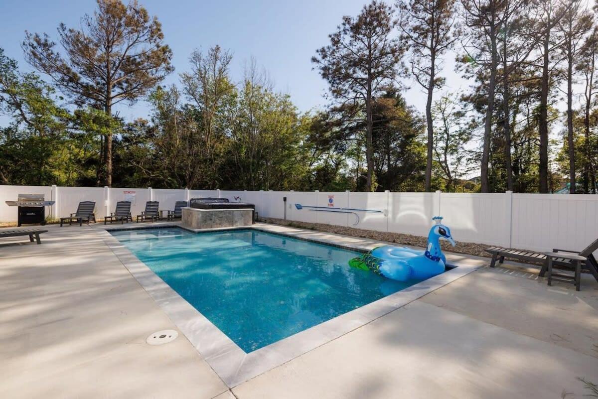 Sojourn Aurora 7 Bedroom Pool & Hot Tub Corolla Exterior photo