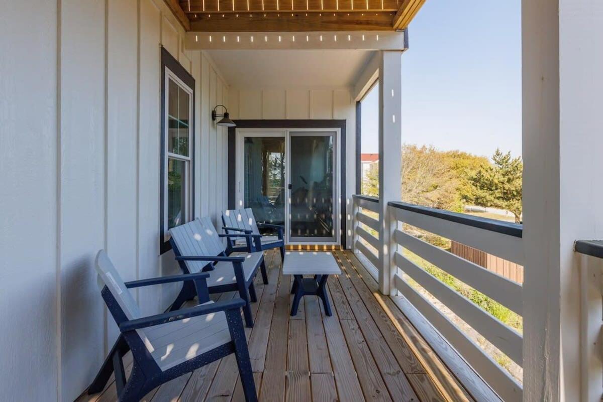 Sojourn Aurora 7 Bedroom Pool & Hot Tub Corolla Exterior photo
