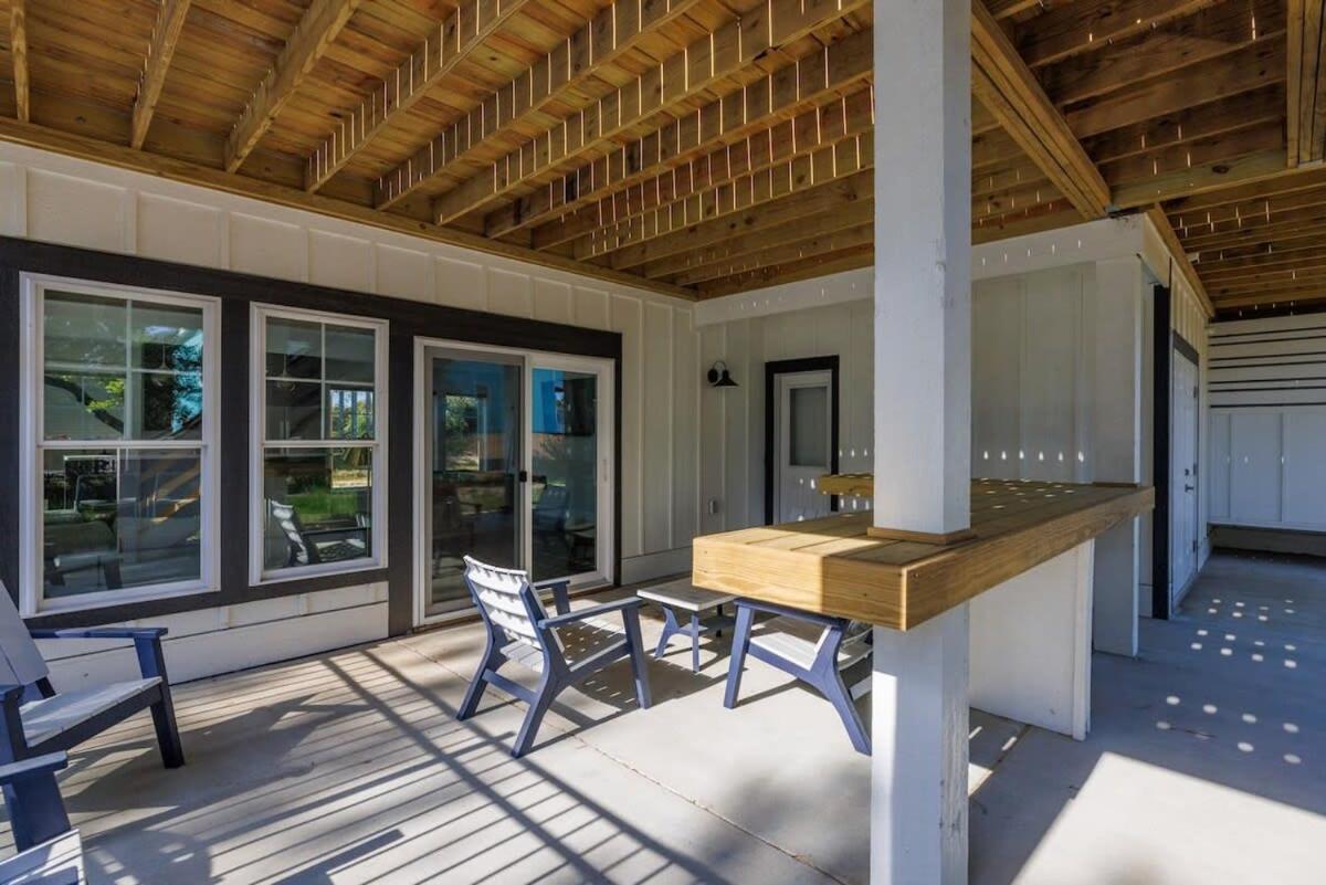 Sojourn Aurora 7 Bedroom Pool & Hot Tub Corolla Exterior photo