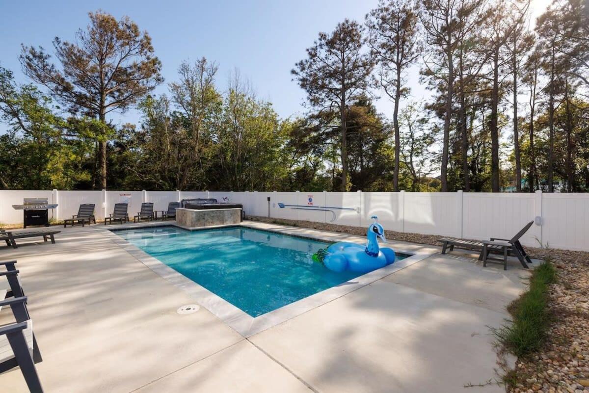 Sojourn Aurora 7 Bedroom Pool & Hot Tub Corolla Exterior photo